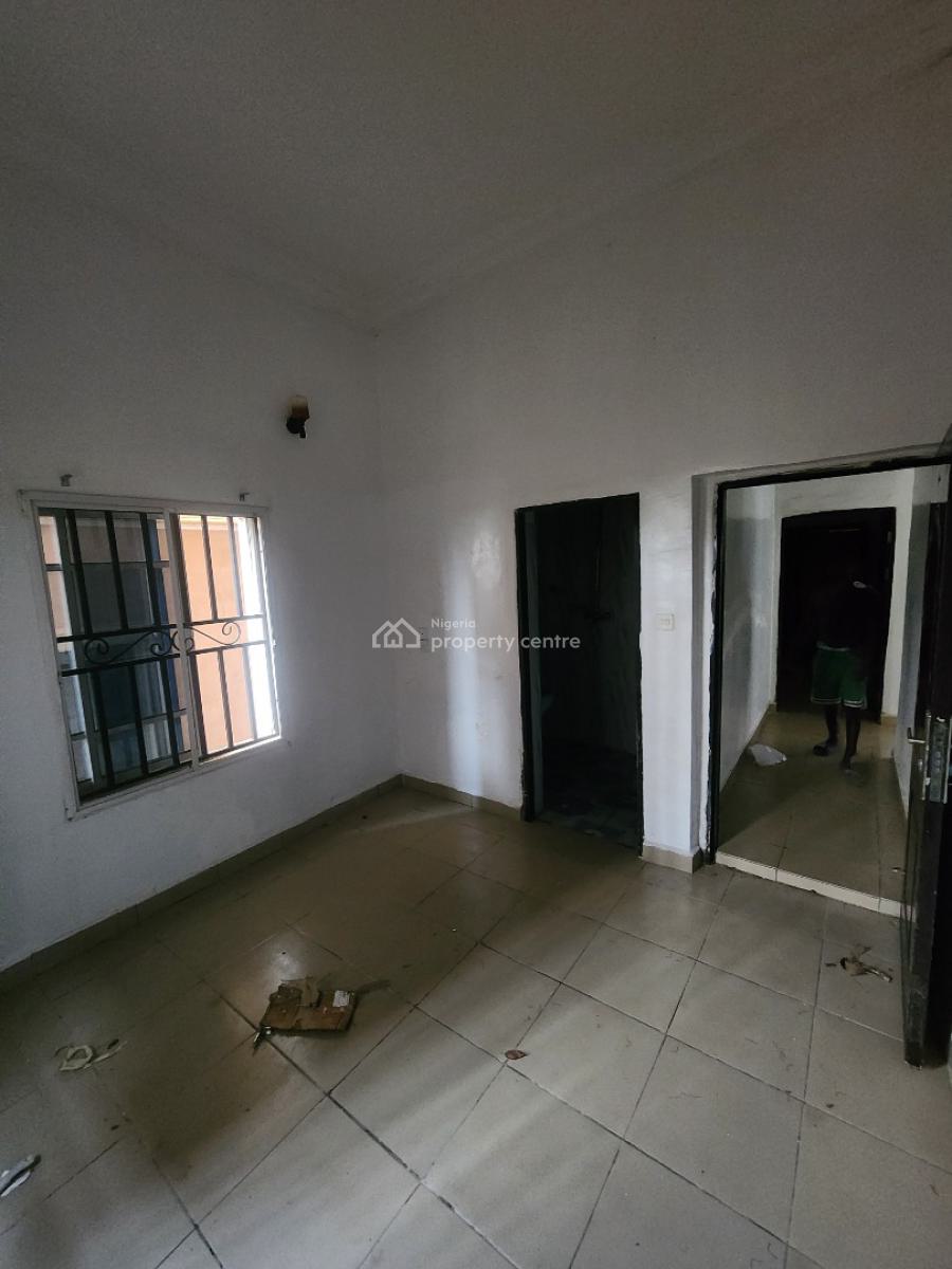 Luxury Two Bedroom Block of Flat, News Engineering Dawaki, Dawaki, Gwarinpa, Abuja, Flat / Apartment for Rent
