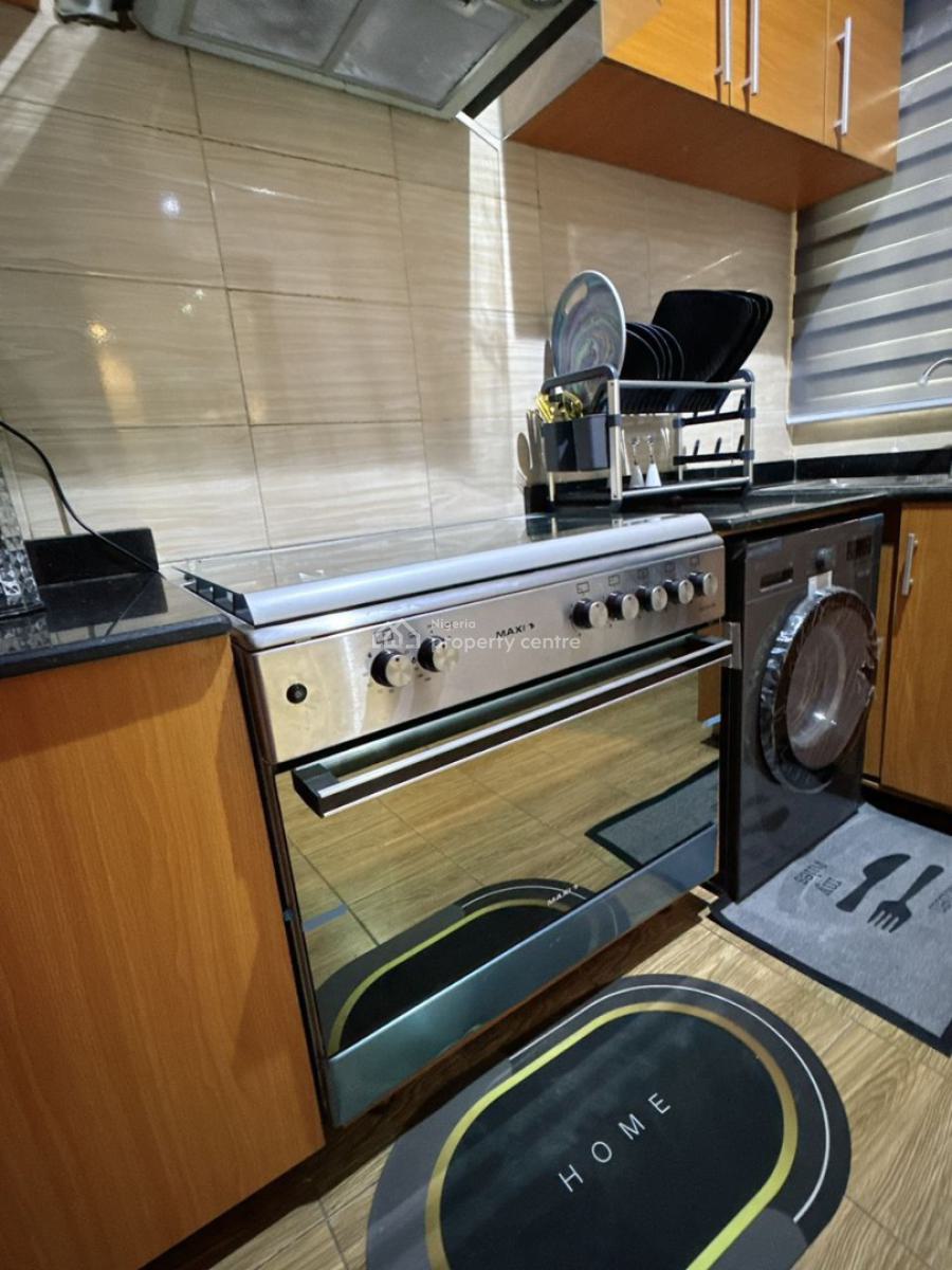 Luxury 2 Bedroom Serviced Apartment for Short Stays, Maryland, Ikeja, Lagos, Flat / Apartment Short Let