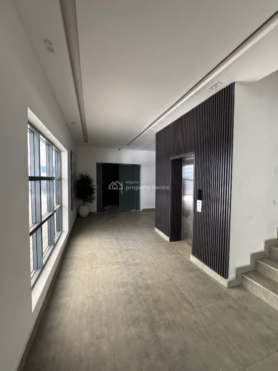 Spacious Two (2) Bedroom Apartment with Bq, Lekki, Lagos, Flat / Apartment for Sale