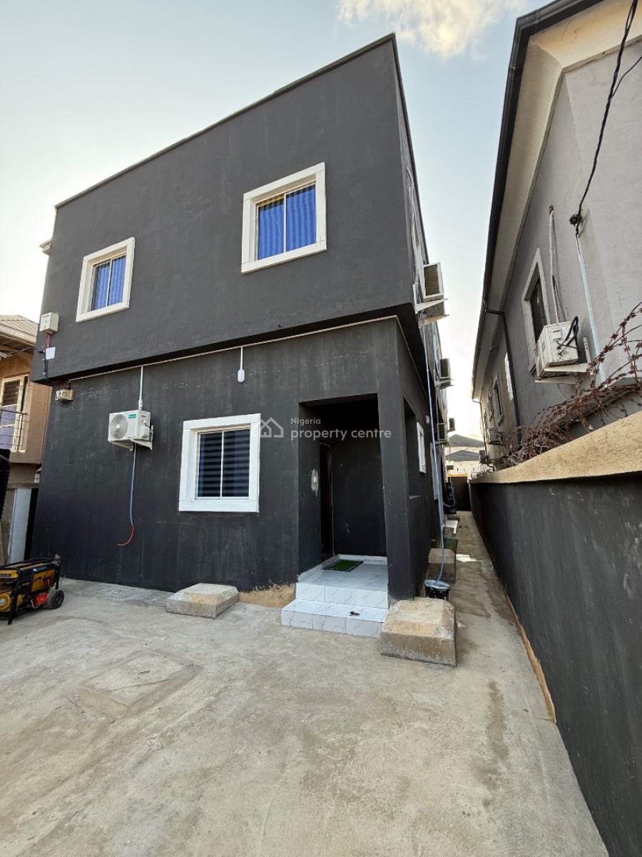 2 Bedroom Flat, 9 Peter Oki Street, Off Samuel Street. Ogudu., Ogudu, Lagos, Flat / Apartment Short Let