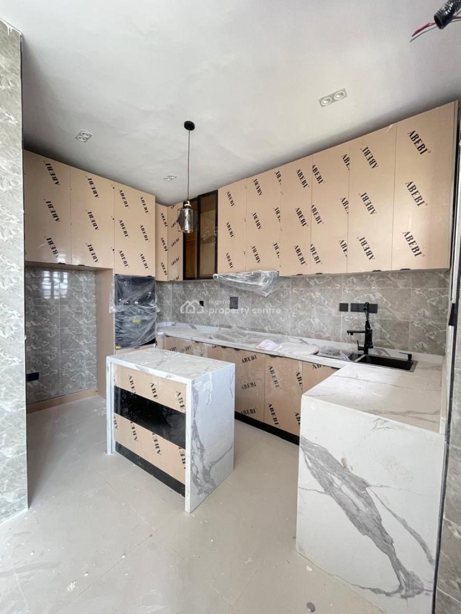 Beautifully Built 2 Bedroom Apartment, Ologolo, Lekki, Lagos, Flat / Apartment for Sale