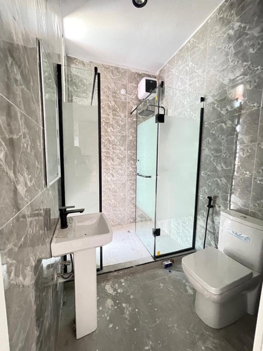 Beautifully Built 2 Bedroom Apartment, Ologolo, Lekki, Lagos, Flat / Apartment for Sale