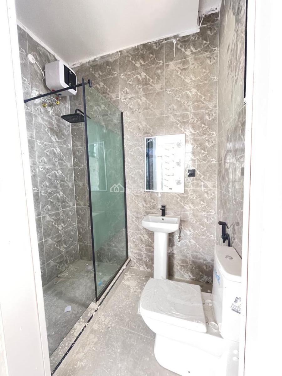 Beautifully Built 2 Bedroom Apartment, Ologolo, Lekki, Lagos, Flat / Apartment for Sale