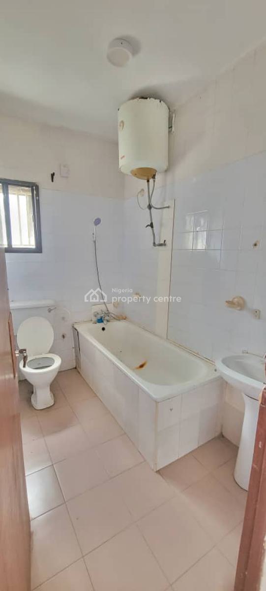 Sharp and Spacious 3 Bedroom Apartment, Thomas Estate, Ajah, Lagos, Flat / Apartment for Rent