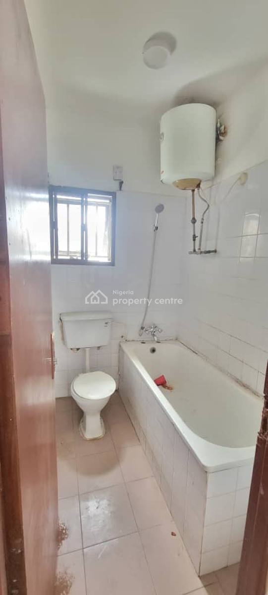 Sharp and Spacious 3 Bedroom Apartment, Thomas Estate, Ajah, Lagos, Flat / Apartment for Rent