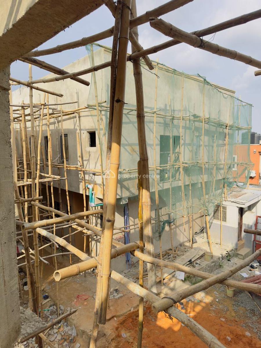 Beautiful Affordable Long Lease Apartment, Obanikoro, Shomolu, Lagos, Block of Flats for Sale