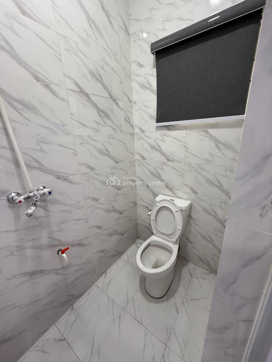 Decent 2 Bedroom Flat, 9 Peter Oki Street, Off Samuel Street, Ogudu, Lagos, Flat / Apartment Short Let