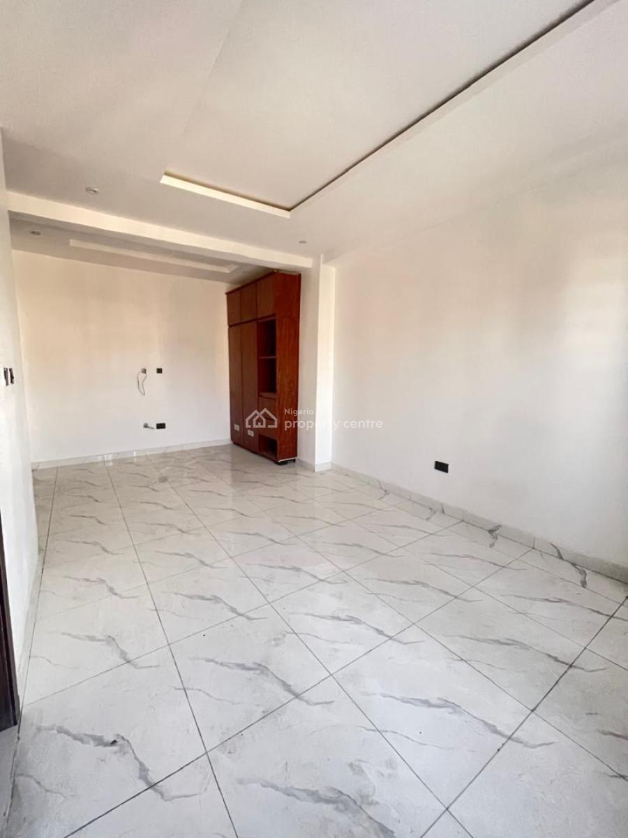 2 Bedroom Luxury & Spacious Apartment, Igbo Efon, Lekki, Lagos, Flat / Apartment for Sale
