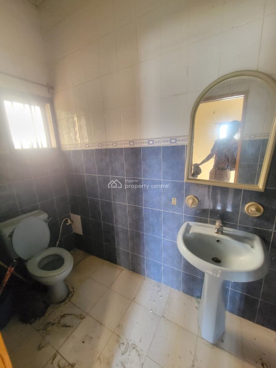 Sharp and Spacious 3 Bedroom Duplex, Thomas Estate, Ajah, Lagos, Terraced Duplex for Rent