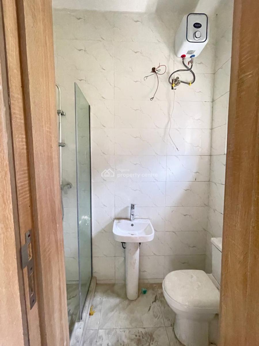 Beautifully Built 3 Bedroom Apartments., Igbo Efon, Lekki, Lagos, Flat / Apartment for Sale