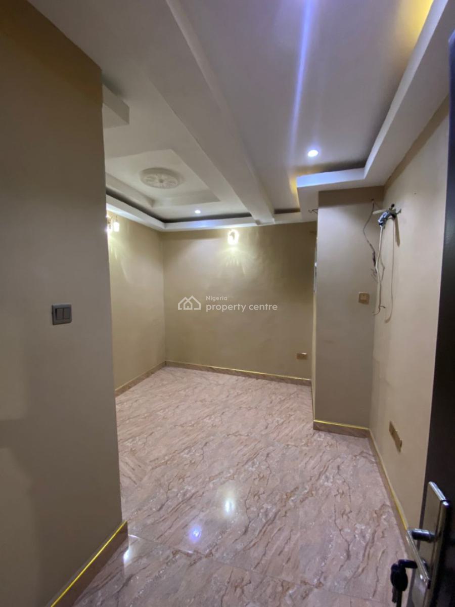 Spacious 3br, Ikeja, Lagos, Flat / Apartment for Rent