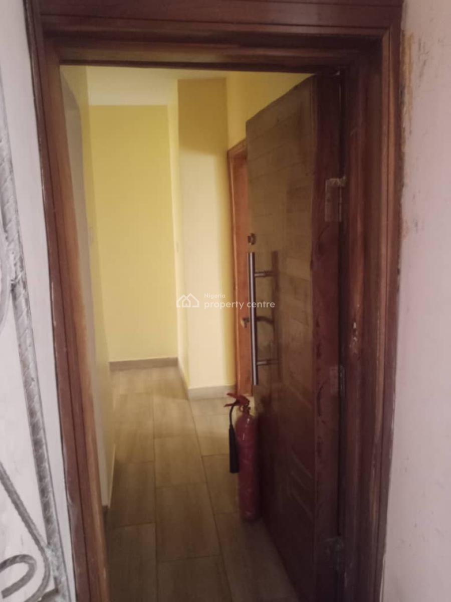 Decent and Specious Mini  Flat Up, Anteroom with Room Ensuite, Gbagada, Gbagada, Lagos, Mini Flat (room and Parlour) for Rent