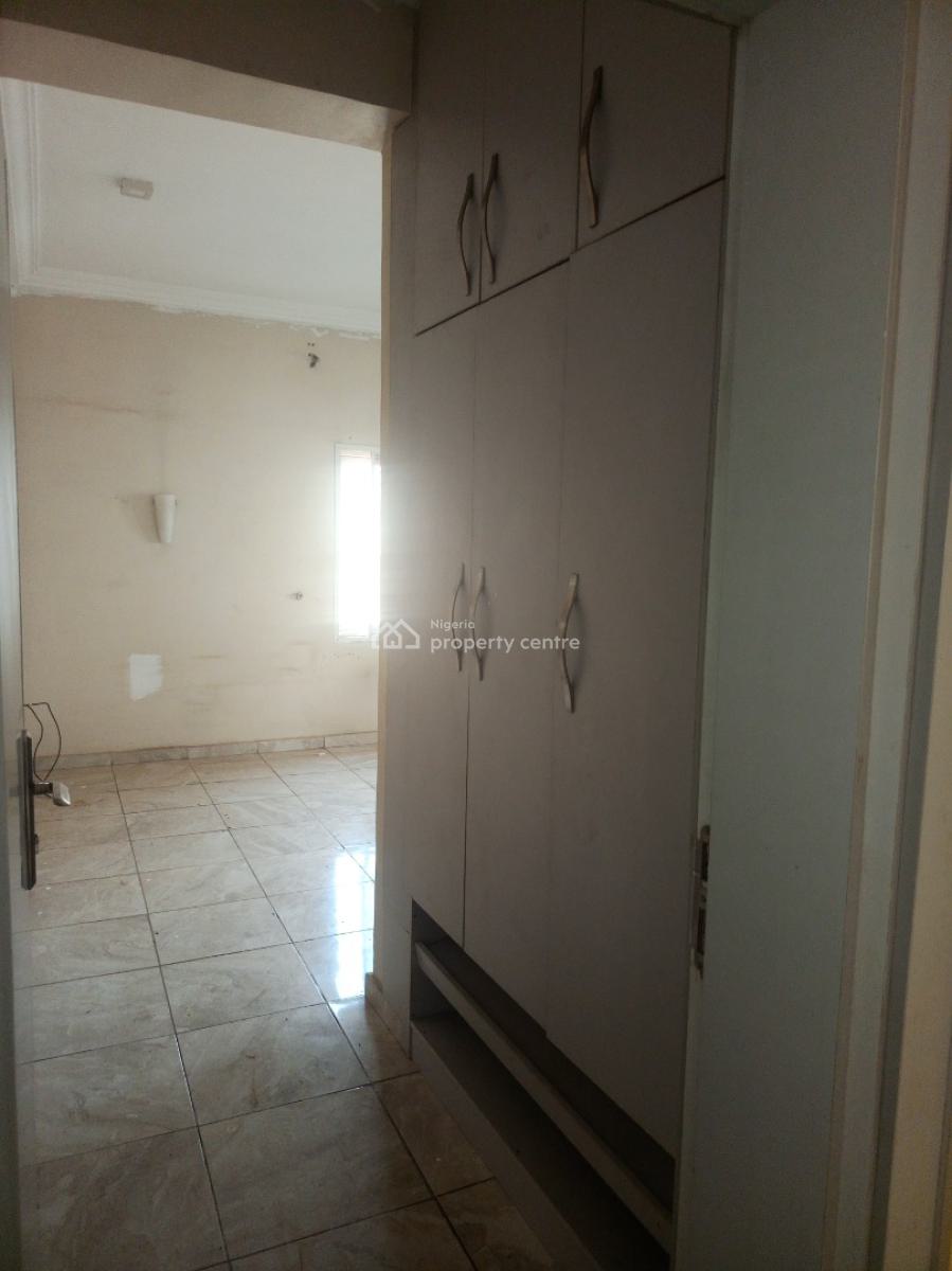 Newly Vacated 3 Bedroom Block of Flat with Ac Generator, Off Jahi, Katampe, Abuja, Flat / Apartment for Rent