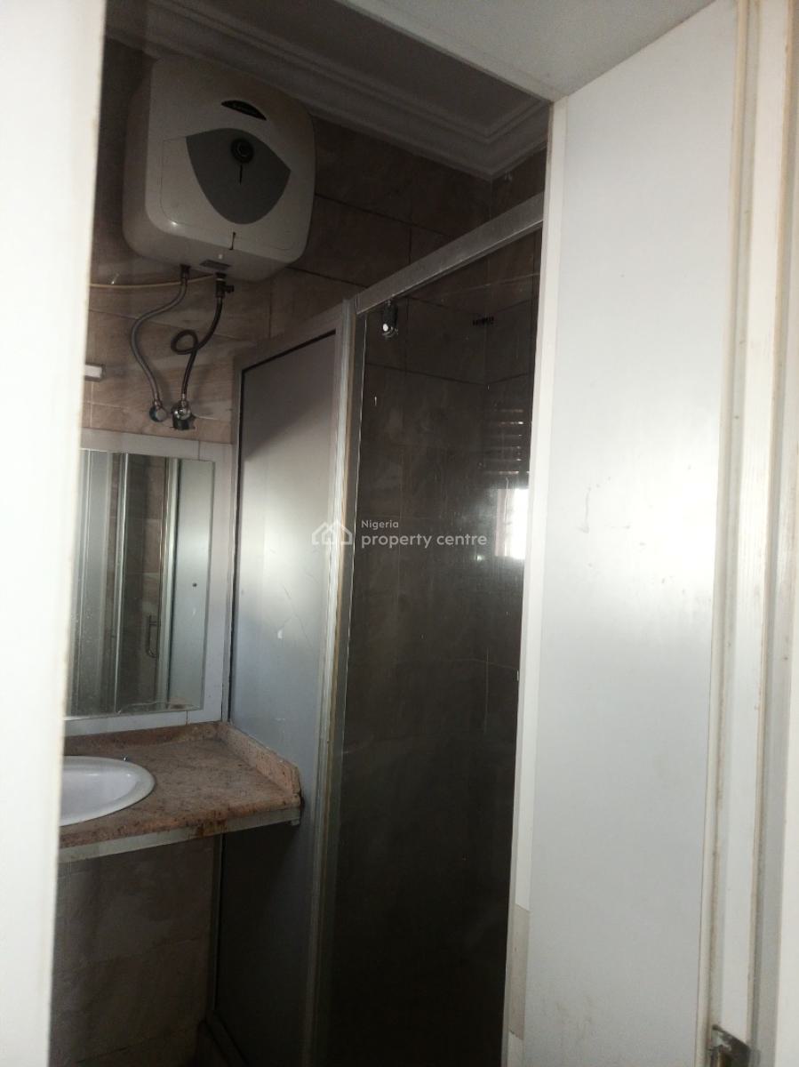Newly Vacated 3 Bedroom Block of Flat with Ac Generator, Off Jahi, Katampe, Abuja, Flat / Apartment for Rent