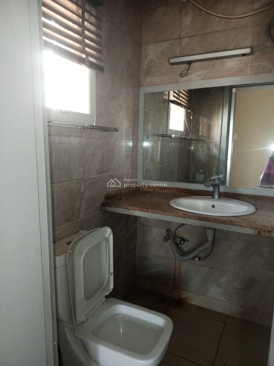 Newly Vacated 3 Bedroom Block of Flat with Ac Generator, Off Jahi, Katampe, Abuja, Flat / Apartment for Rent