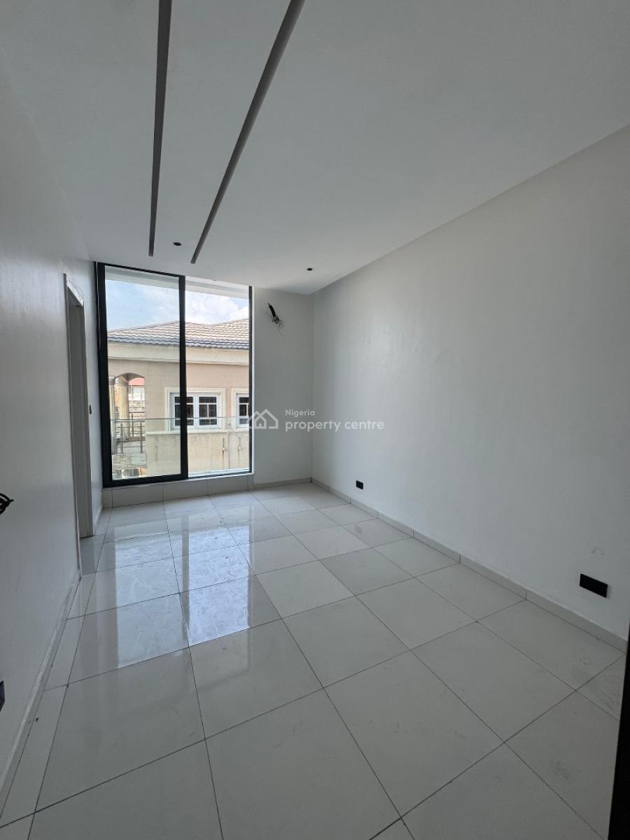 Spacious 2 Bedroom Apartment with Pool, Victoria Island (vi), Lagos, Flat / Apartment for Sale