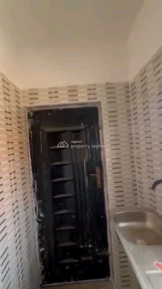 Newly Built N Neatly Finished Mini Up N Ground Flats 2t 1b,, New Garage, Bariga, Shomolu, Lagos, Mini Flat (room and Parlour) for Rent