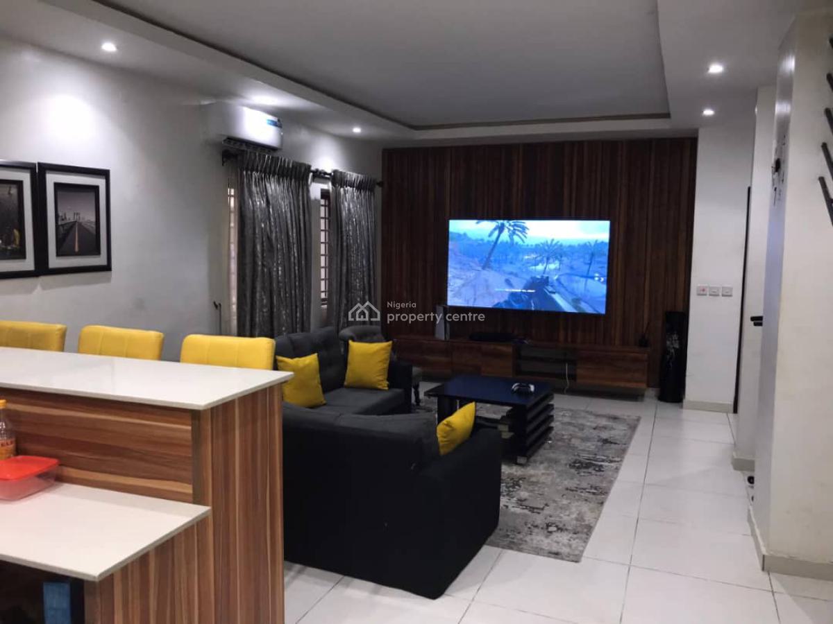 2 Bedroom Maisonette, Lekki Phase 1, Lekki, Lagos, Flat / Apartment for Sale