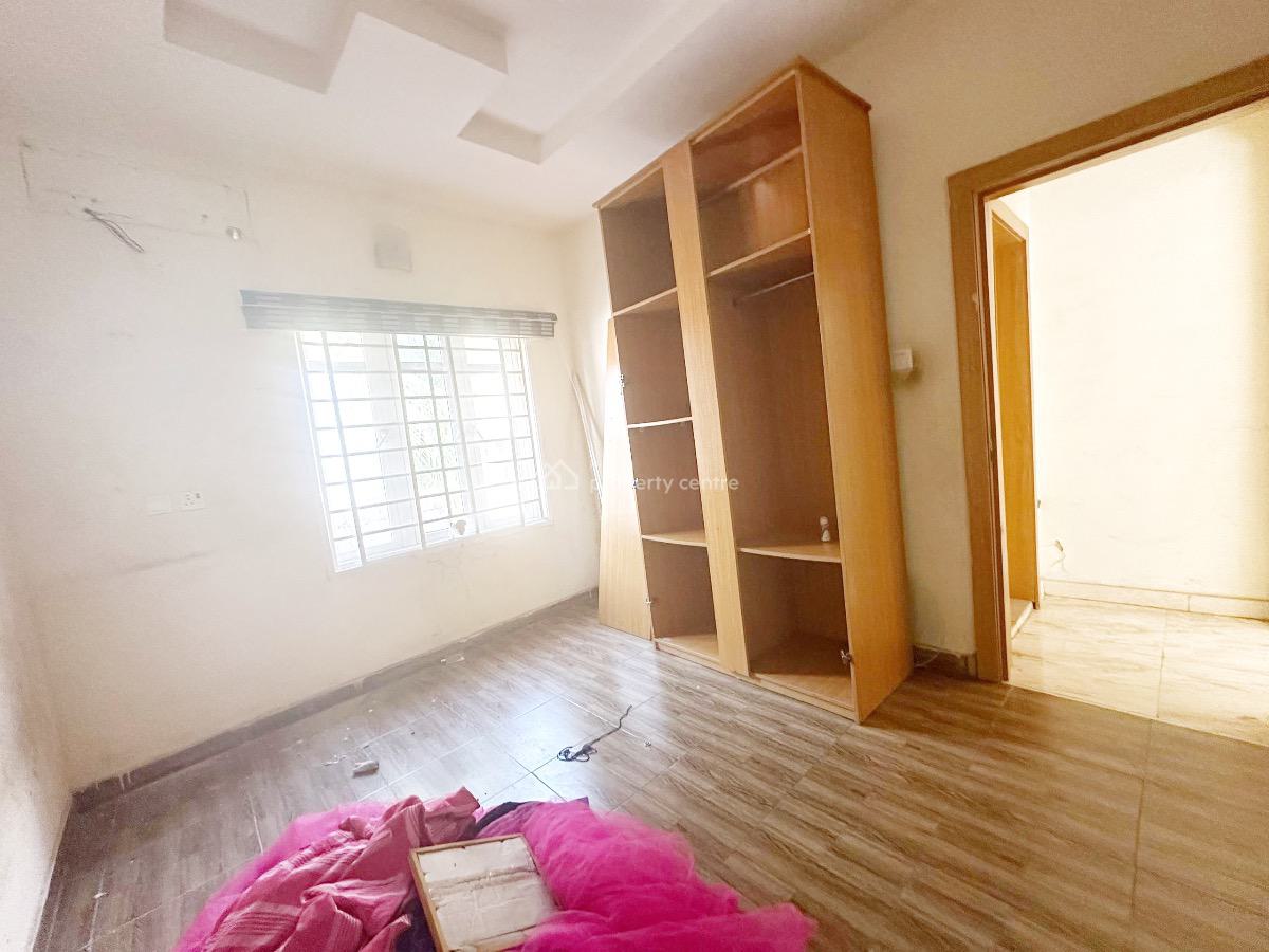 Luxury 2 Bedroom Flat, Omole Phase 2, Ikeja, Lagos, Flat / Apartment for Rent