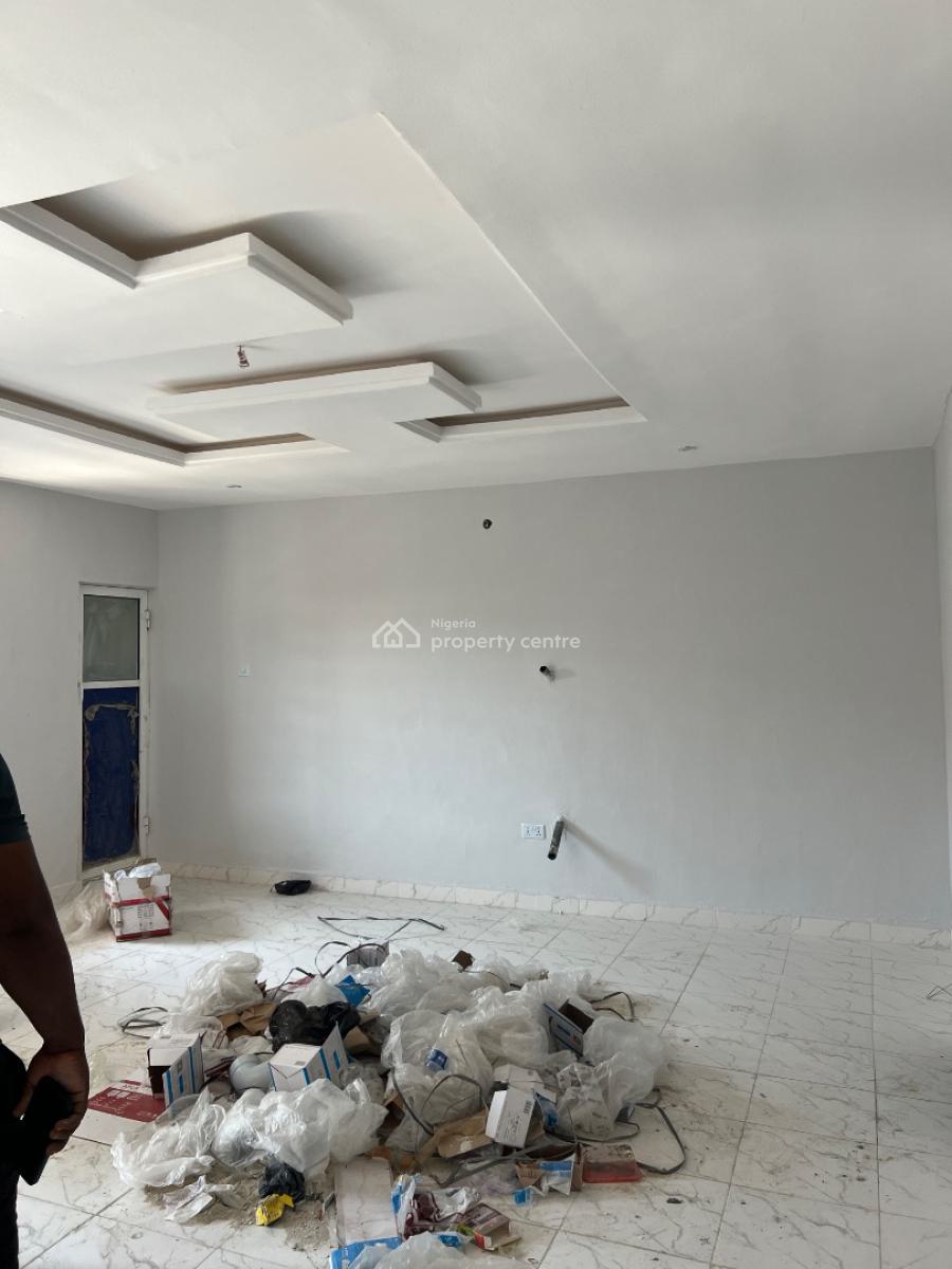 Massive 2 Bedroom Flat Upstairs, Ologunfe Roads Awoyaya, Awoyaya, Ibeju Lekki, Lagos, Flat / Apartment for Rent