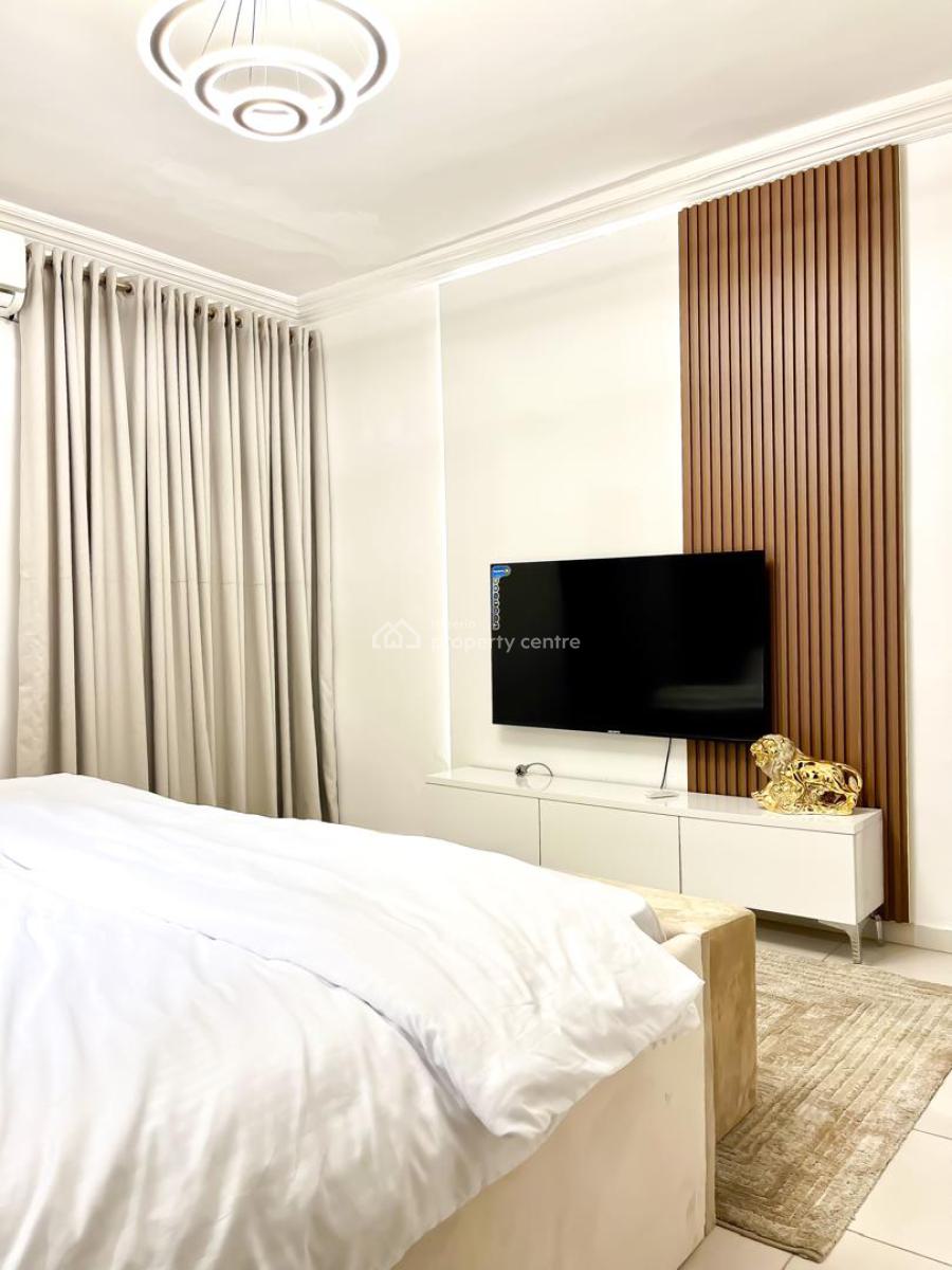 Gorgeous 2 Bedroom Apartment with Swimming Pool and Ps5, Lekki Phase 1, Lekki, Lagos, Flat / Apartment Short Let