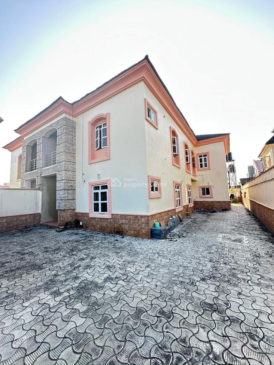 4 Bedroom Self-serviced Semi-detached Duplex, Lekki Phase 1, Lekki, Lagos, Semi-detached Duplex for Rent