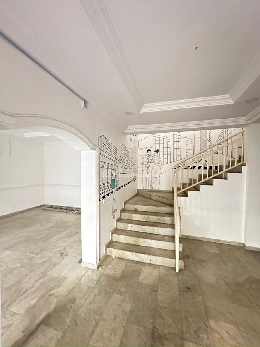 4 Bedroom Self-serviced Semi-detached Duplex, Lekki Phase 1, Lekki, Lagos, Semi-detached Duplex for Rent