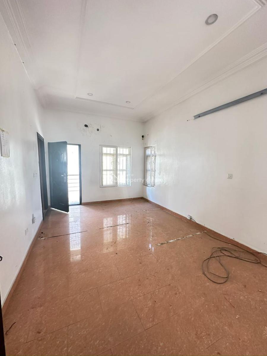 4 Bedroom Self-serviced Semi-detached Duplex, Lekki Phase 1, Lekki, Lagos, Semi-detached Duplex for Rent