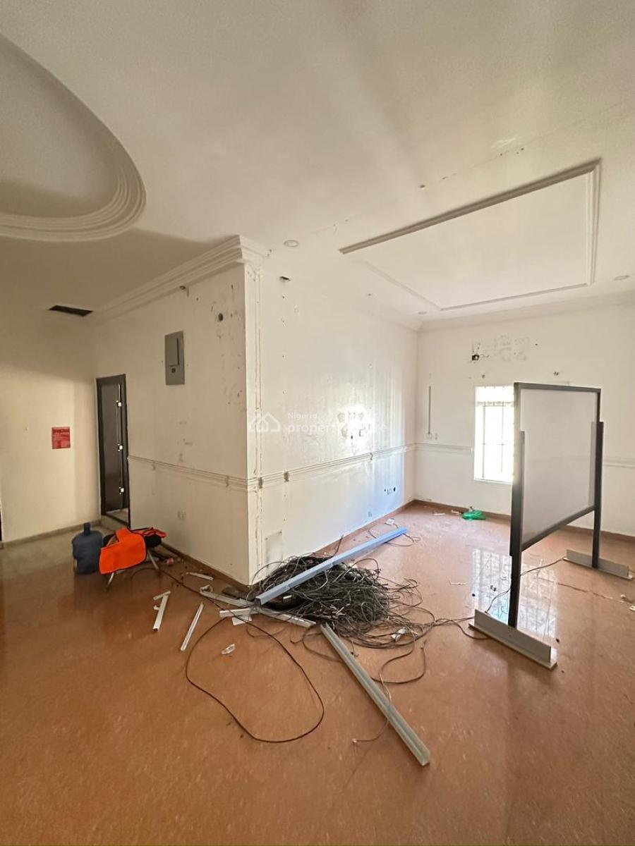 4 Bedroom Self-serviced Semi-detached Duplex, Lekki Phase 1, Lekki, Lagos, Semi-detached Duplex for Rent