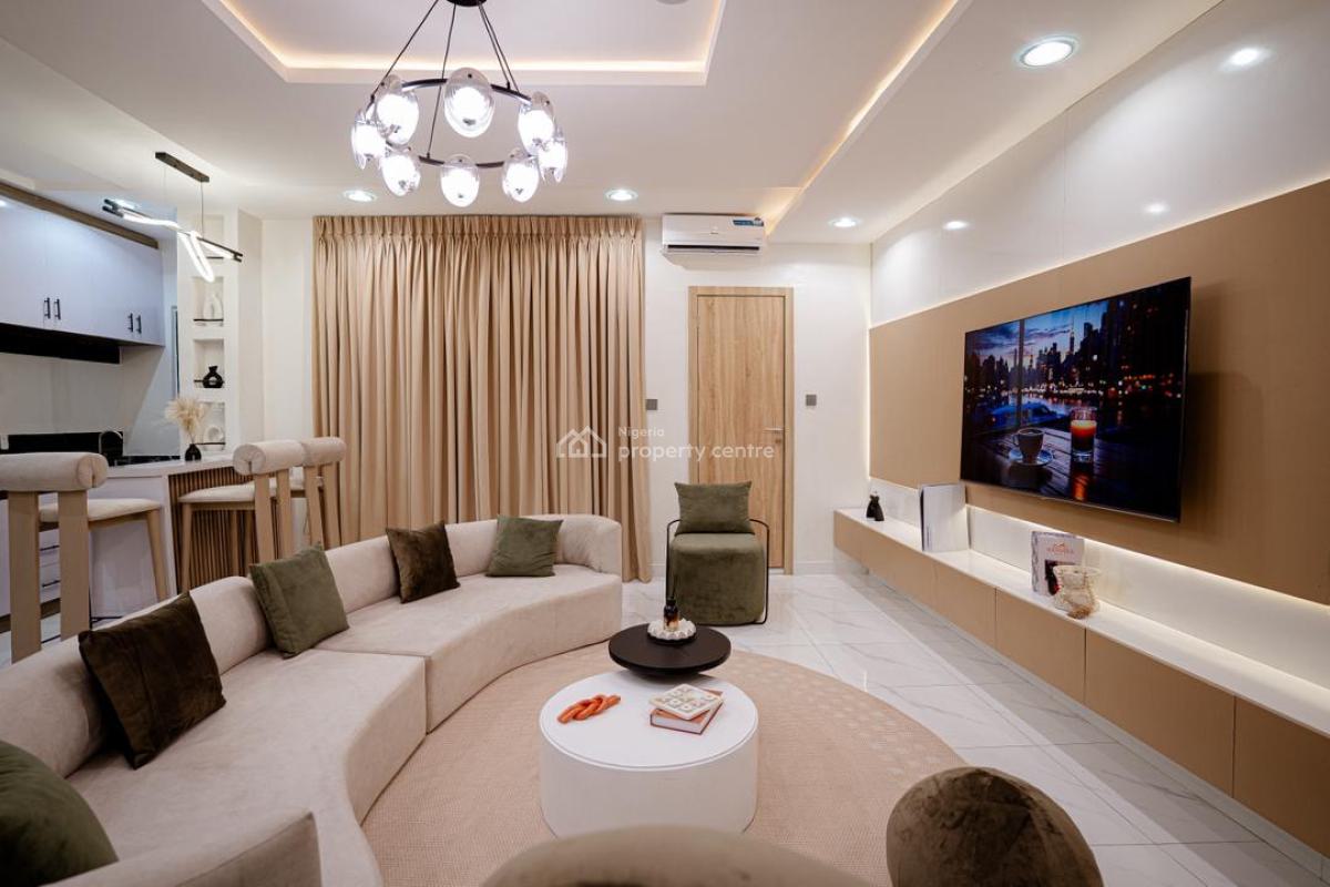 Luxury 2 Bedroom with Ps5, Swimming Pool, Private Lounge, Lekki Phase 1, Lekki, Lagos, Flat / Apartment Short Let