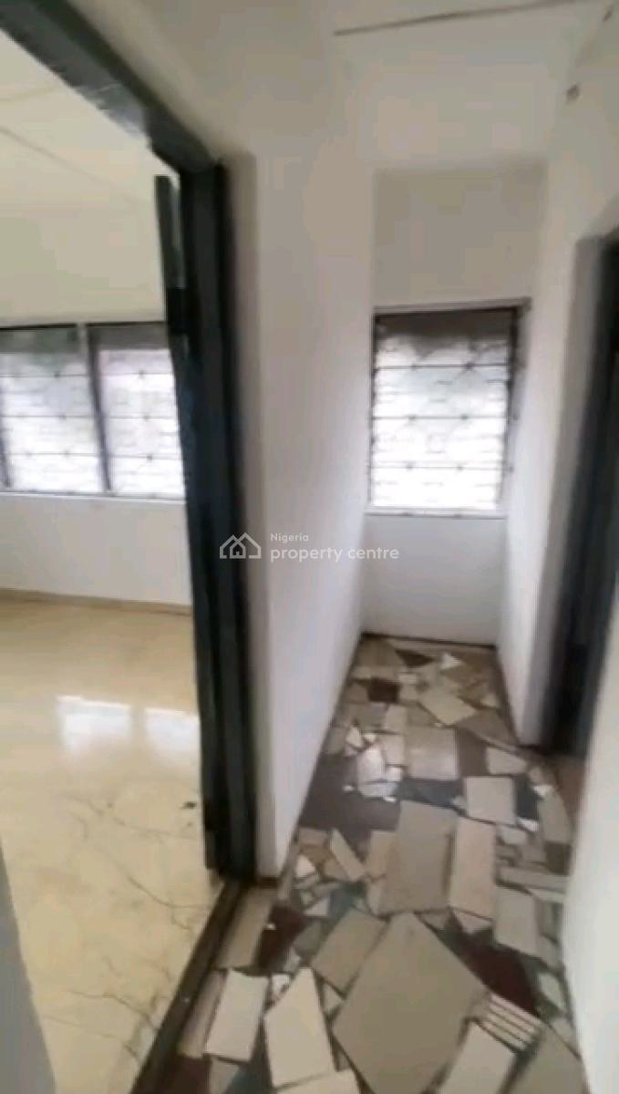 Very Decent and Spacious 3bedroom Flat Apartment with 2 Toilets and Ba, Off Palm Avenue, Mushin, Lagos, Flat / Apartment for Rent