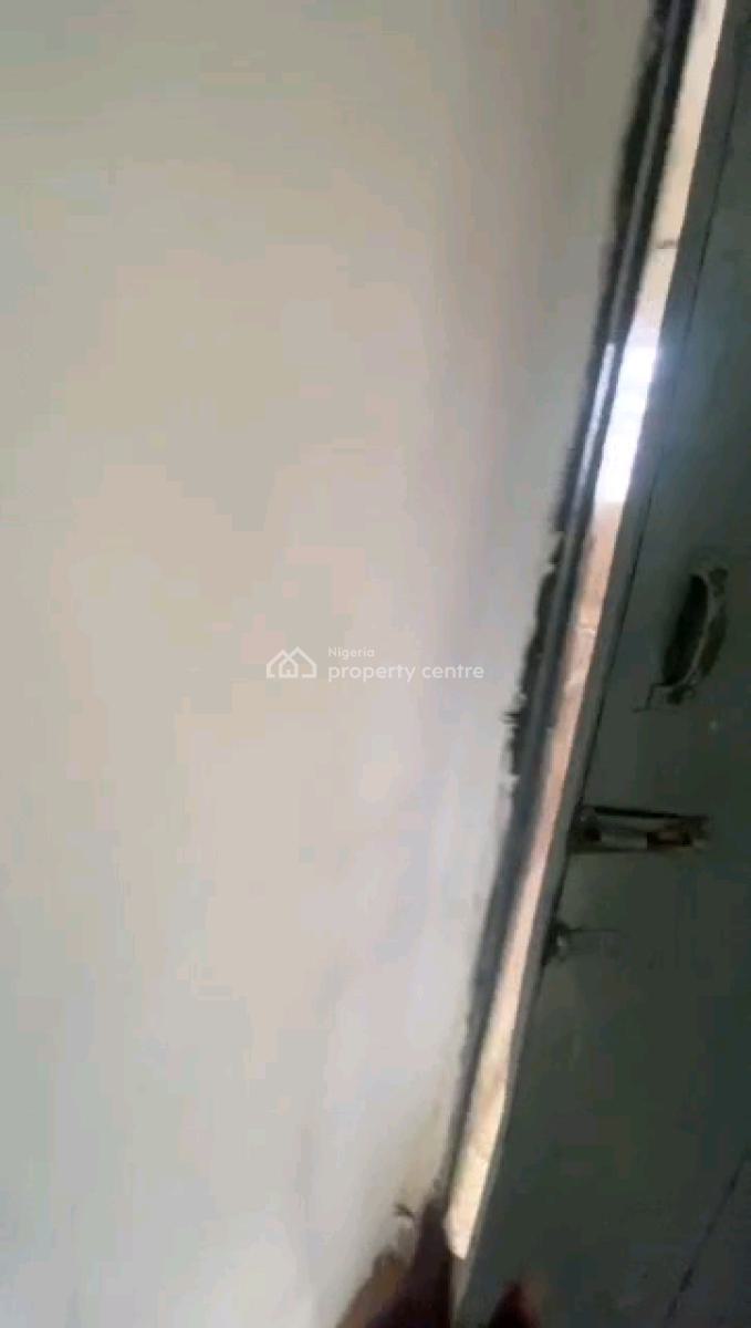 Very Decent and Spacious 3bedroom Flat Apartment with 2 Toilets and Ba, Off Palm Avenue, Mushin, Lagos, Flat / Apartment for Rent