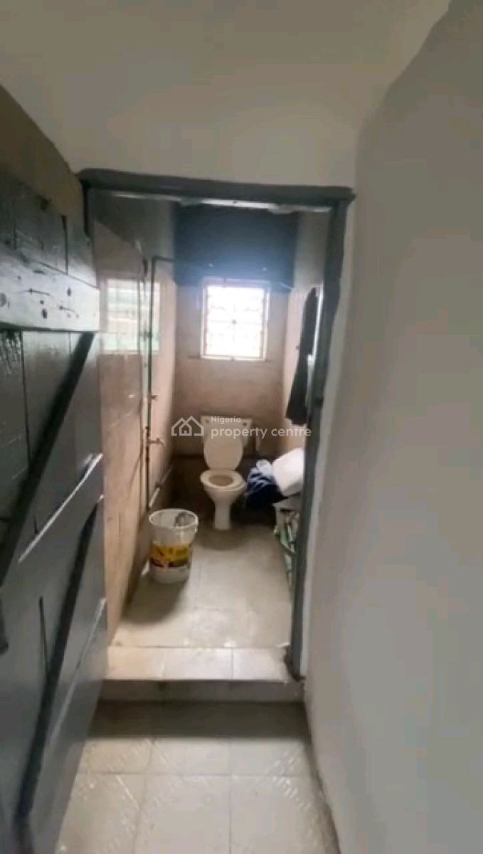 Very Decent and Spacious 3 Bedroom Flat Apartment with 2 Toilets and Bq, Off Palm Avenue, Mushin, Lagos, Flat / Apartment for Rent