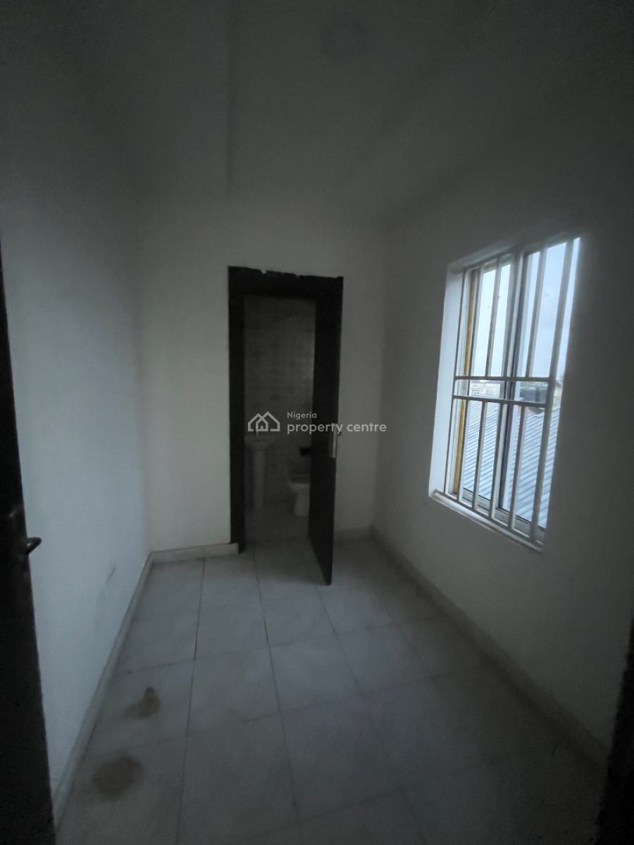 Brand New Lovely 2 Bedroom Flat with Bq, Mobil Road, Ilaje, Ajah, Lagos, House for Rent