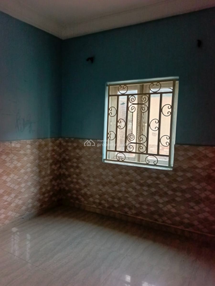 6bedroom Duplex with 2units of 2bedroom and 1unit of 1bedroom Bungalow, Lugbe Fha Back of Amac Market. Fha Estate., Fha (f.h.a), Lugbe District, Abuja, Detached Duplex for Sale