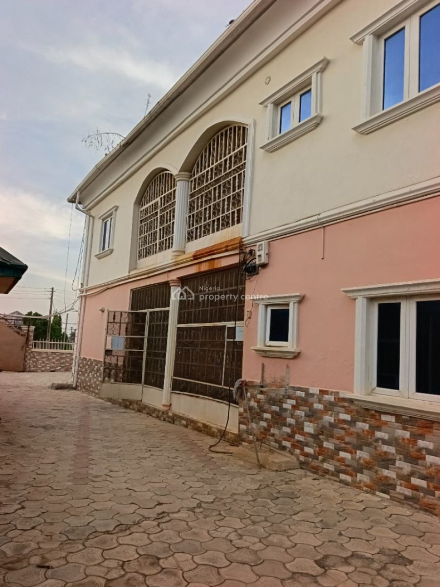 6bedroom Duplex with 2units of 2bedroom and 1unit of 1bedroom Bungalow, Lugbe Fha Back of Amac Market. Fha Estate., Fha (f.h.a), Lugbe District, Abuja, Detached Duplex for Sale