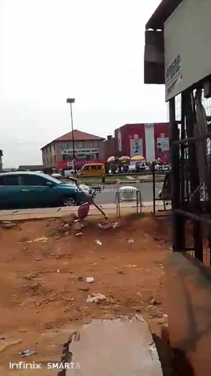 Prime Property Facing Expressway, Haruna Bustop Ikorodu Road, Ikorodu, Lagos, Block of Flats for Sale