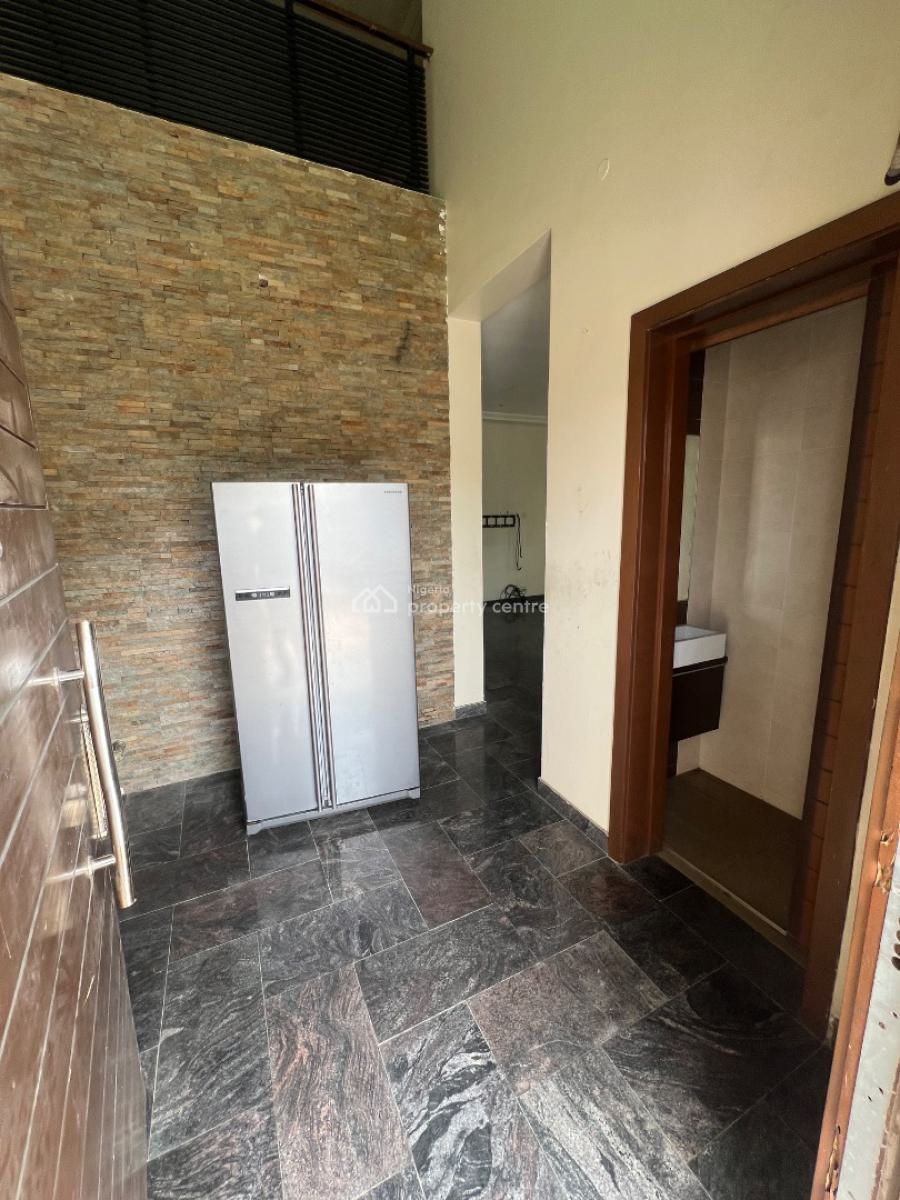 Spacious 4-bedroom Duplex with Bq, Residential/commercial Use Allowed, Lekki Phase 1, Lekki, Lagos, House for Rent