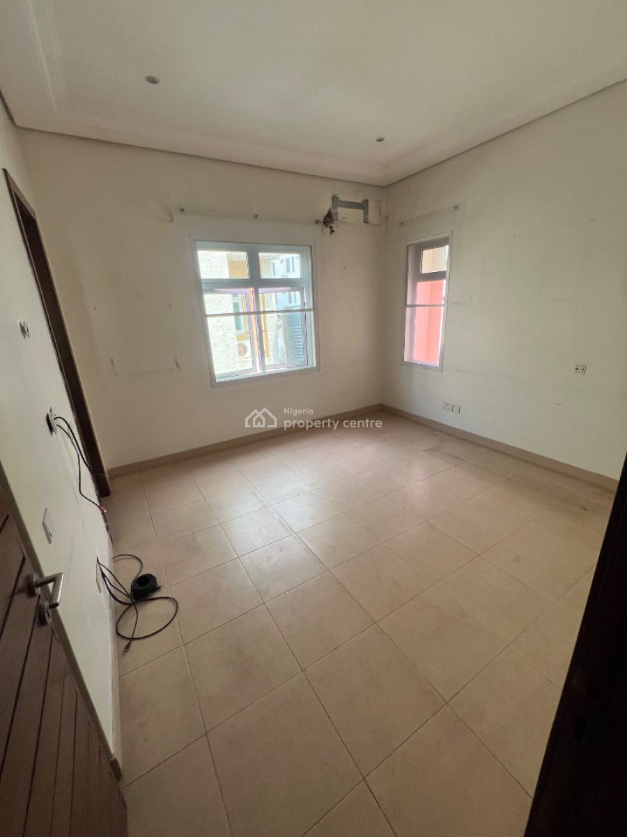 Spacious 4-bedroom Duplex with Bq, Residential/commercial Use Allowed, Lekki Phase 1, Lekki, Lagos, House for Rent