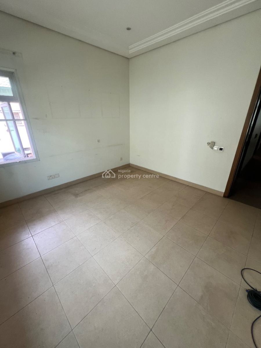 Spacious 4-bedroom Duplex with Bq, Residential/commercial Use Allowed, Lekki Phase 1, Lekki, Lagos, House for Rent