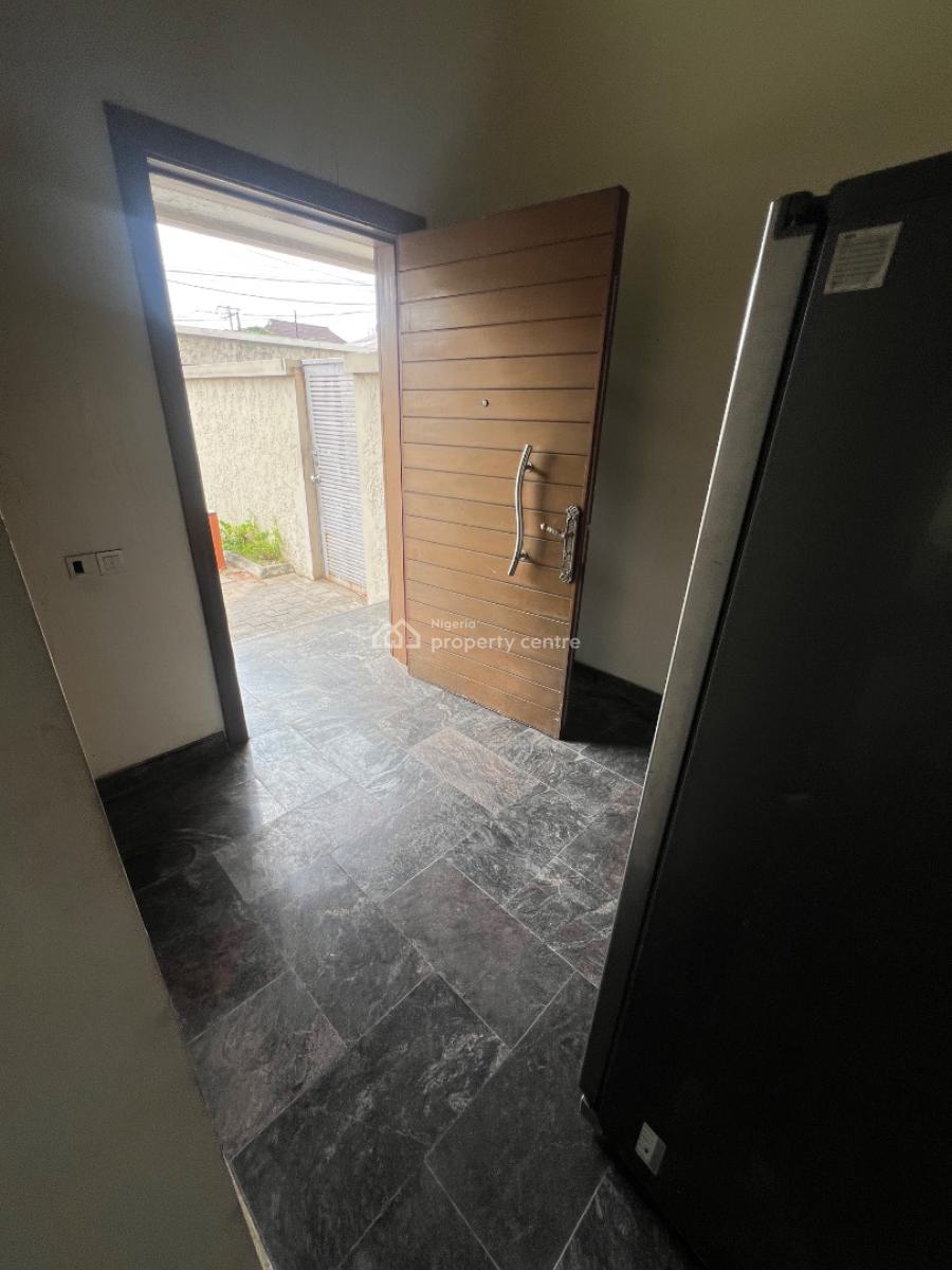 Spacious 4-bedroom Duplex with Bq, Residential/commercial Use Allowed, Lekki Phase 1, Lekki, Lagos, House for Rent