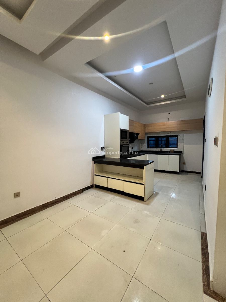 4 Bedroom Maisonette with Bq, Off Freedom Way, Lekki Phase 1, Lekki, Lagos, House for Rent