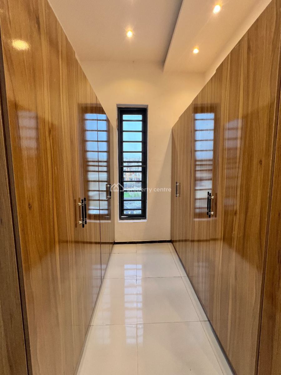 4 Bedroom Maisonette with Bq, Off Freedom Way, Lekki Phase 1, Lekki, Lagos, House for Rent