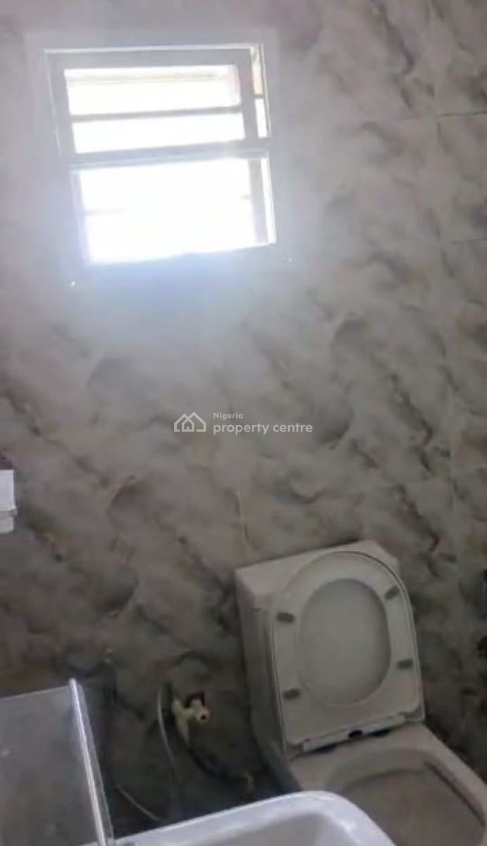 Kaduna Block of Flats, Tafawa Balewa Way Unguwar Rimi Gra, Kaduna North, Kaduna, Mini Flat (room and Parlour) for Sale