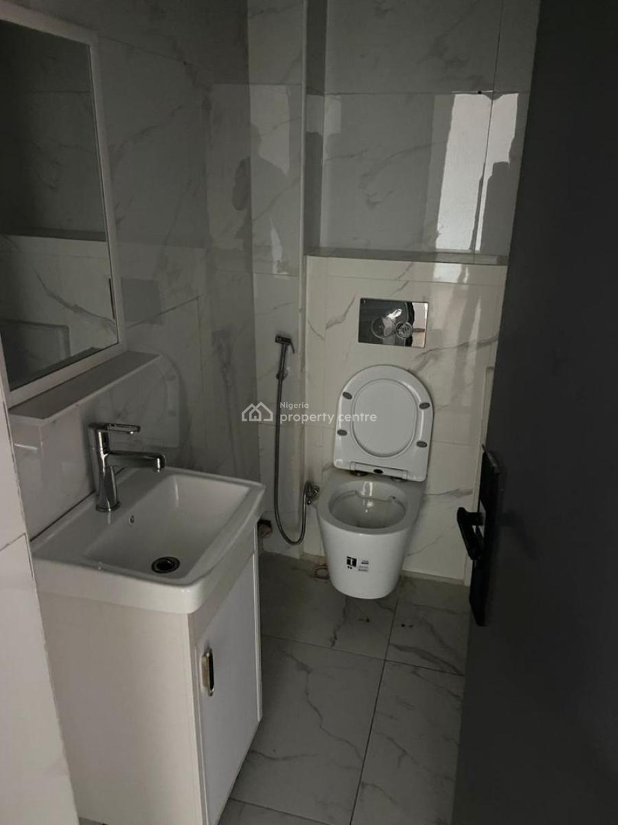 Newly Refurbished 3 Bedroom Terrace House with 2 Rooms Bq, Banana Island, Ikoyi, Lagos, Flat / Apartment for Rent