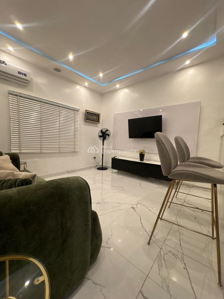 1 Bedroom Maisonette, Lekki Phase 1, Lekki, Lagos, House Short Let
