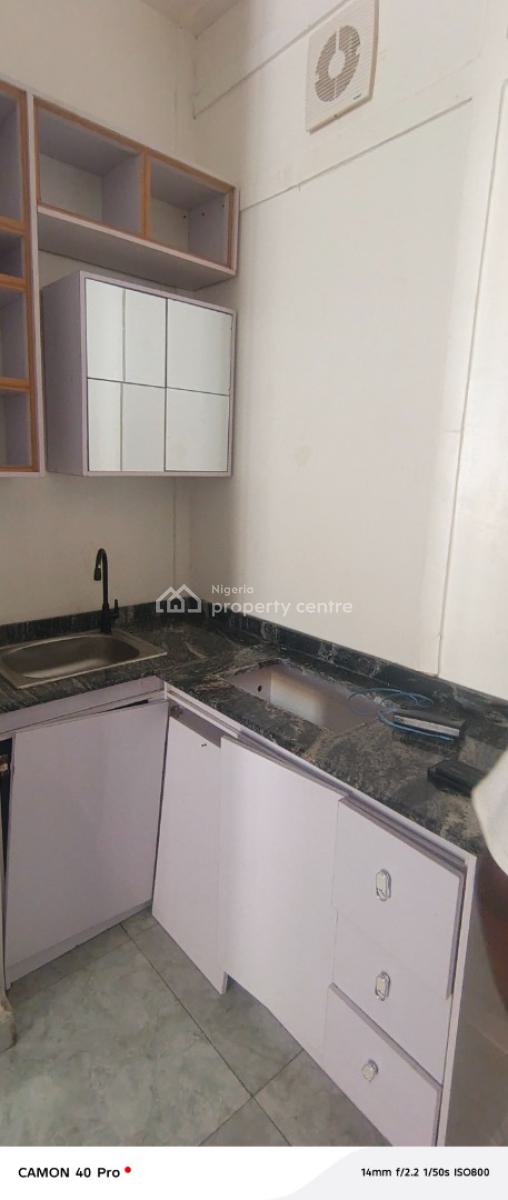 Luxury Mini Flat Upstairs, Chevy View Estate, Lekki, Lagos, Mini Flat (room and Parlour) for Rent
