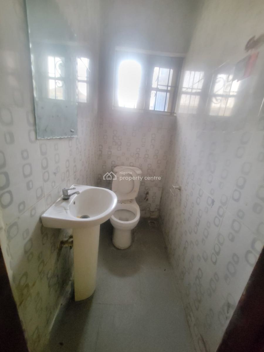 Standard and Spacious 3 Bedroom, Even Estate, Ajah, Lagos, Flat / Apartment for Rent