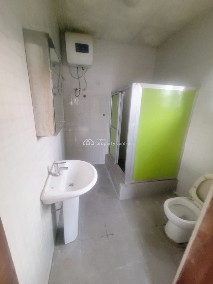 Standard and Spacious 3 Bedroom, Even Estate, Ajah, Lagos, Flat / Apartment for Rent