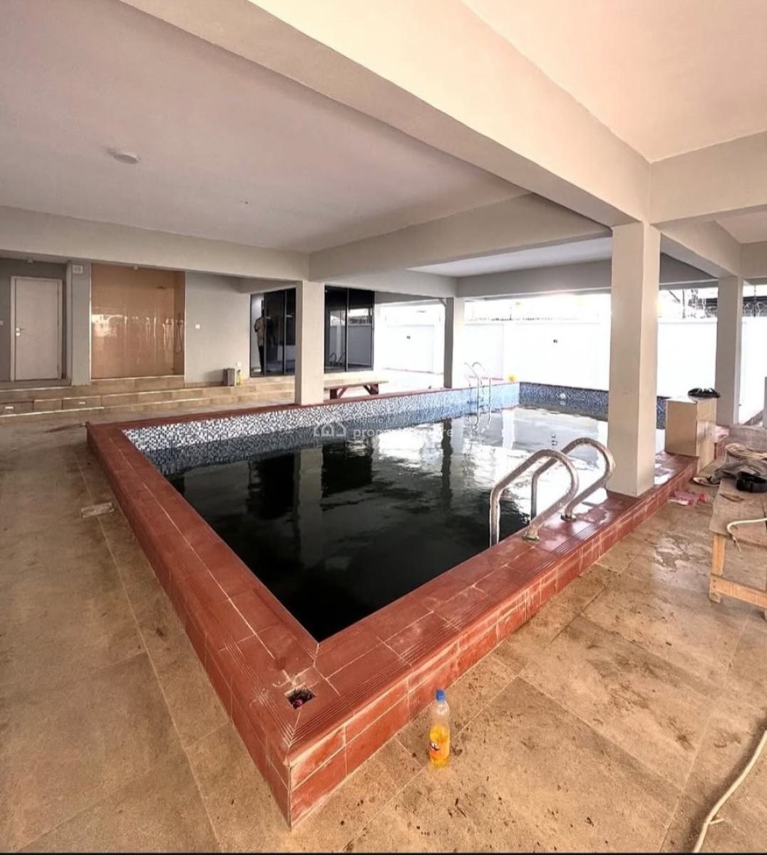 Unit of 2 Bedroom Apartment, Lekki Phase 1, Lekki, Lagos, Block of Flats for Sale